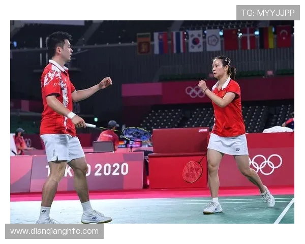 上海羽毛球队与深圳羽毛球队赛后复盘分析力量对比与战略思考 上海羽毛球队与深圳羽毛球队赛后复盘分析力量对比与战略思考