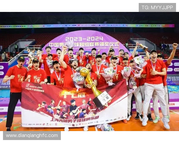 上海羽毛球队在城市联赛中的奋进之路与辉煌成就分析 上海羽毛球队在城市联赛中的奋进之路与辉煌成就分析